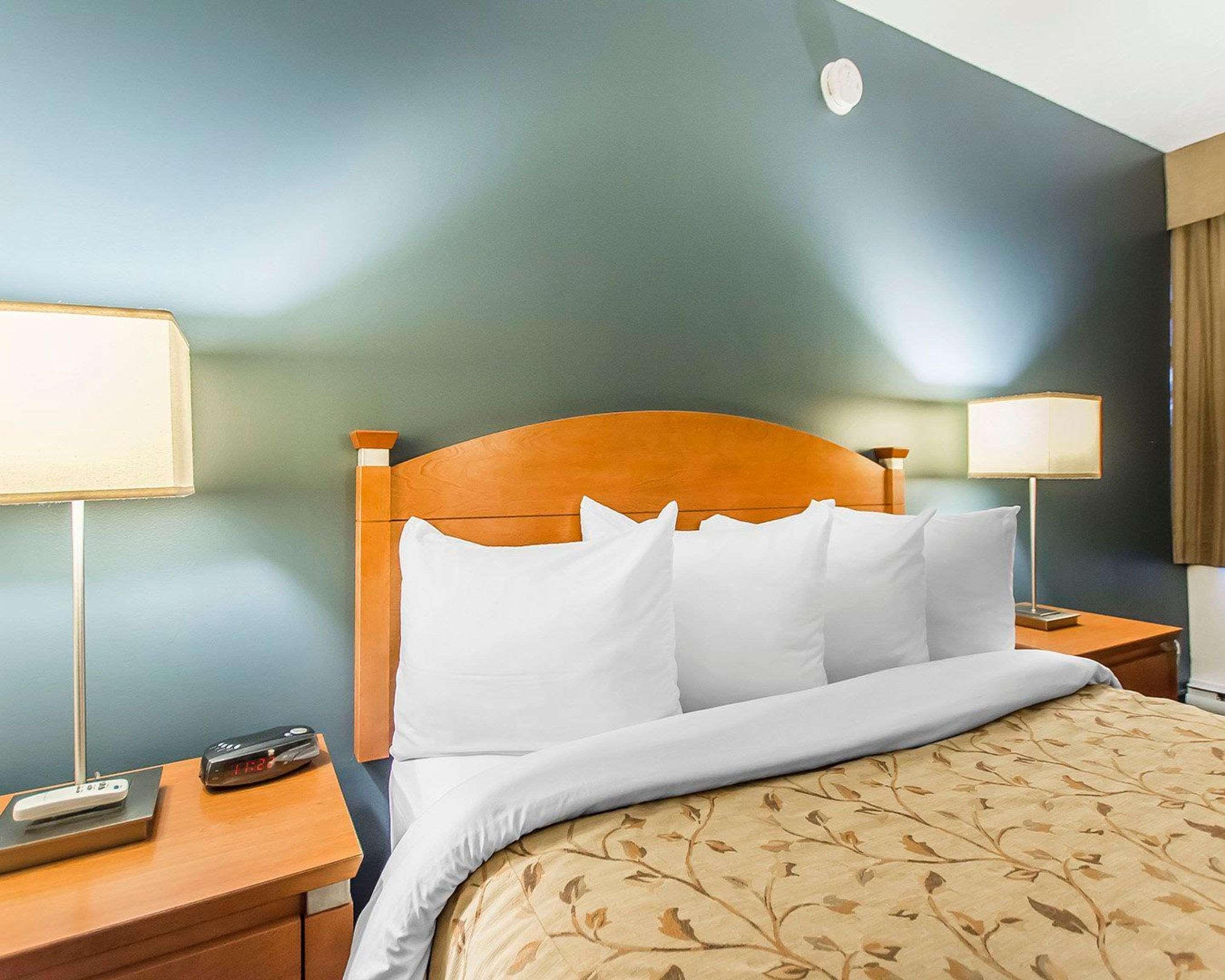 Quality Inn Rouyn-Noranda Ngoại thất bức ảnh
