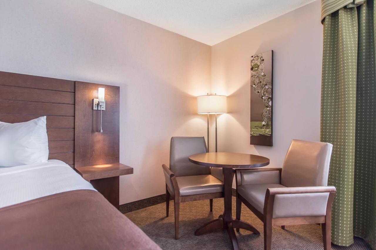 Quality Inn Rouyn-Noranda Ngoại thất bức ảnh